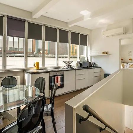 Montmartre Stylish And Bright 3bd With Terrace * Parigi