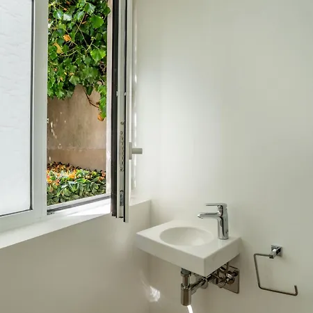 Montmartre Stylish And Bright 3bd With Terrace * Parigi
