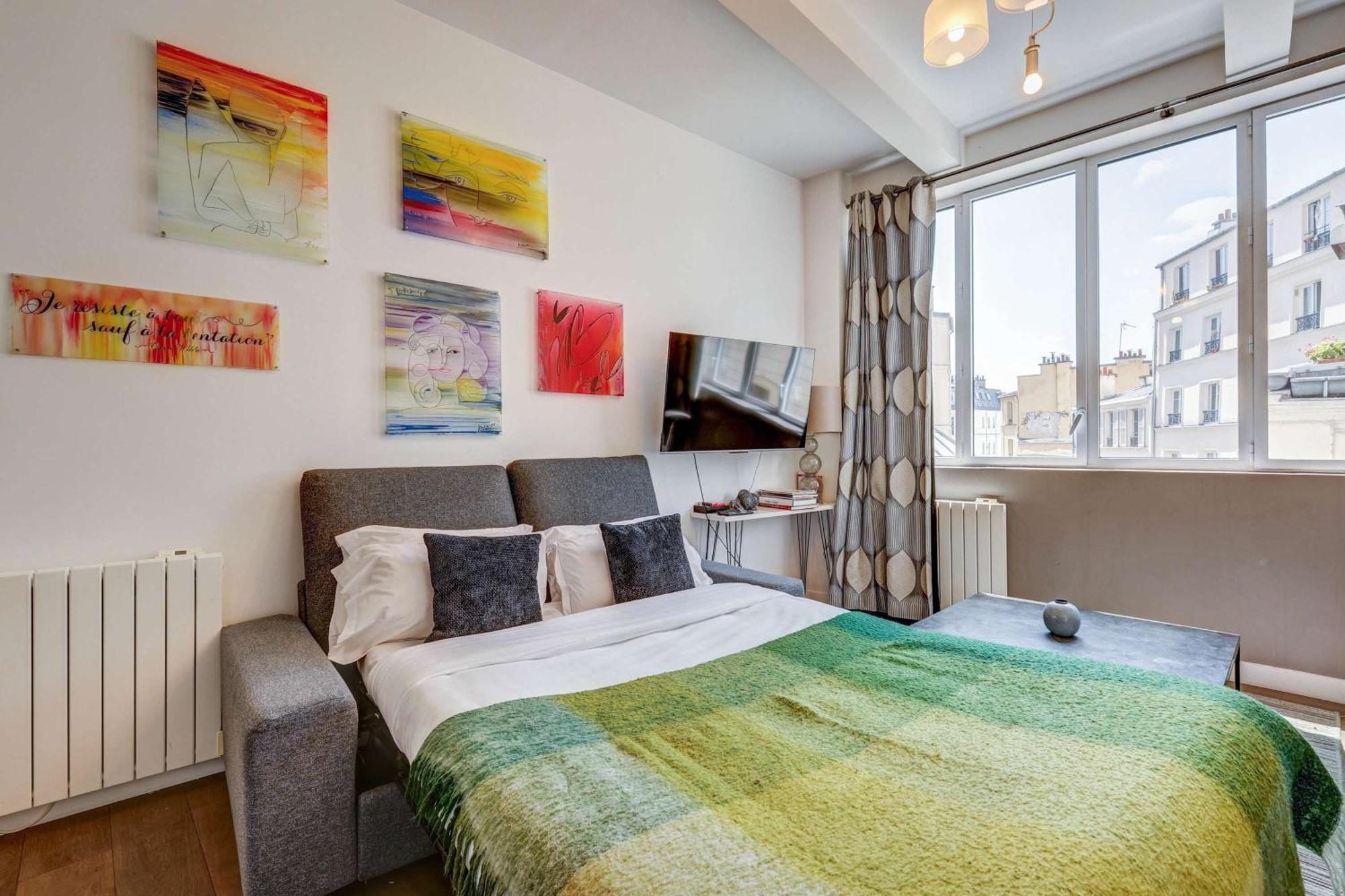 Montmartre Stylish And Bright 3bd With Terrace Paris